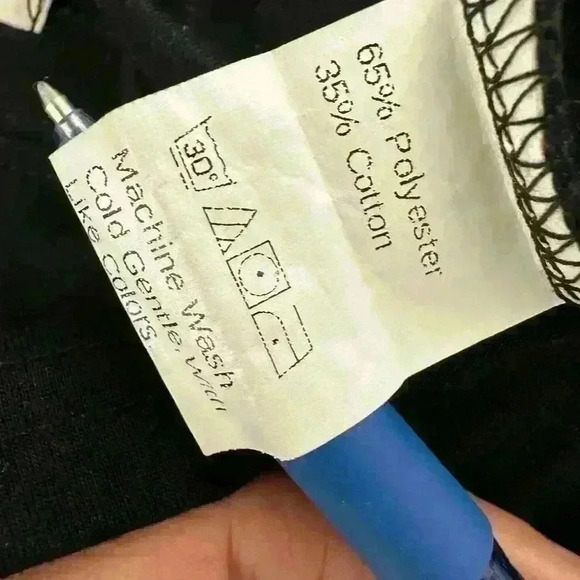 Life of the party. Mushroom graphic tee. Men’s size: M - Picture 8 of 8